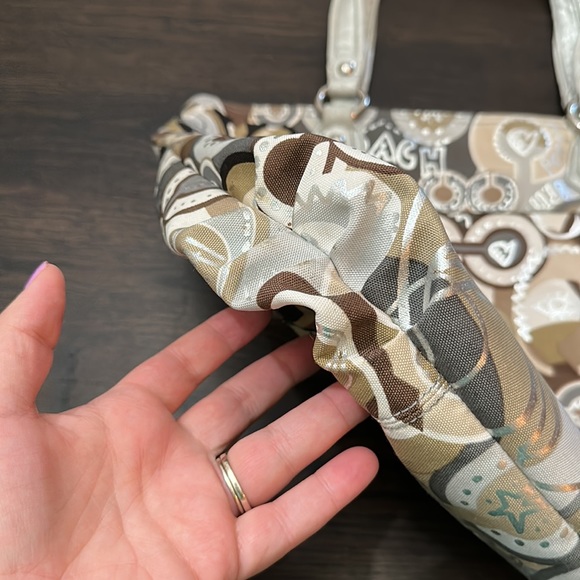 Coach Poppy Khaki Silver Multicolored shoulder bag - Picture 12 of 12